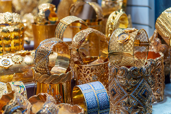 shopping in the Gold Souk