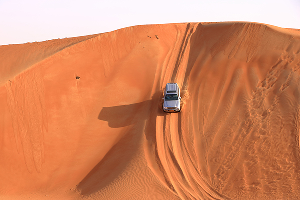 dune driving in Sharqiya/Wahiba Sands